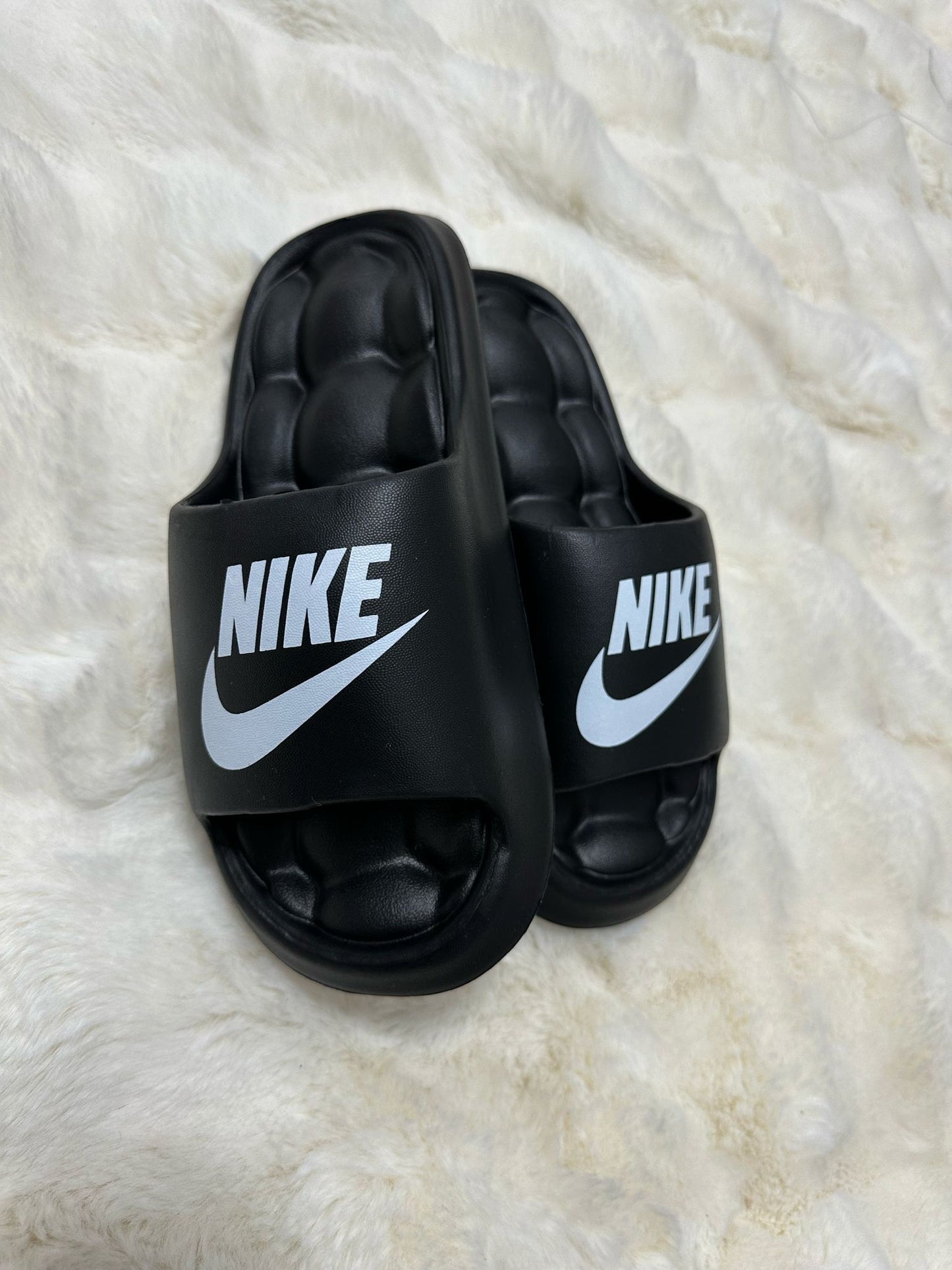 Papuci Nk negru
