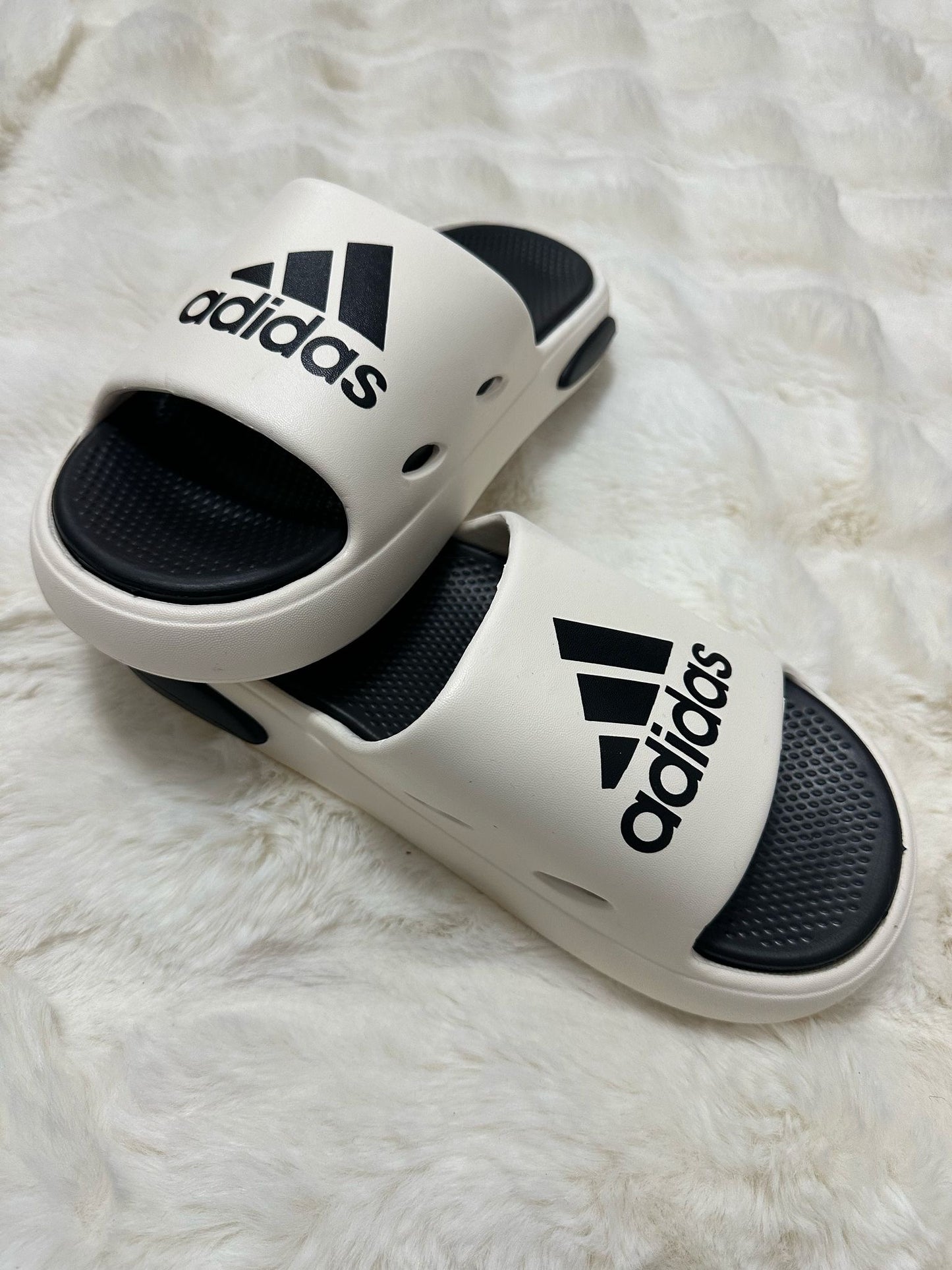 Papuci Ad Bej