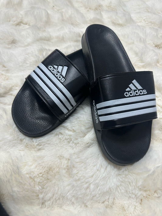 Papuci Dama Ad Negru/Alb